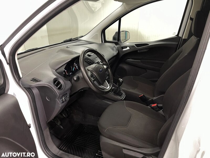 Ford Transit Courier